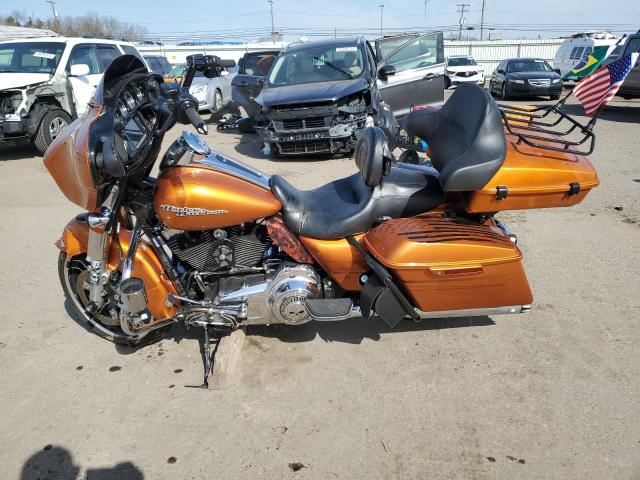 1HD1KRM11EB683309 - 2014 HARLEY-DAVIDSON FLHXS STREET GLIDE SPECIAL ORANGE photo 3