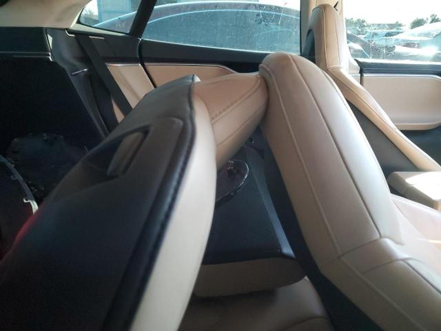 5YJSA1BG9DFP11046 - 2013 TESLA MODEL S RED photo 10