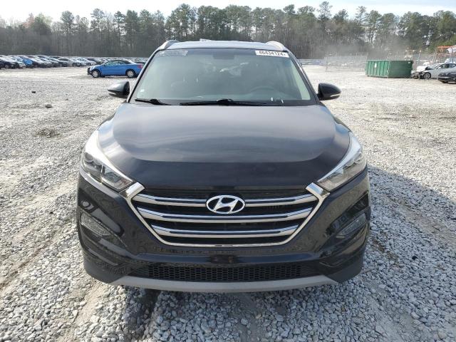 KM8J33A29JU678054 - 2018 HYUNDAI TUCSON VALUE BLACK photo 5