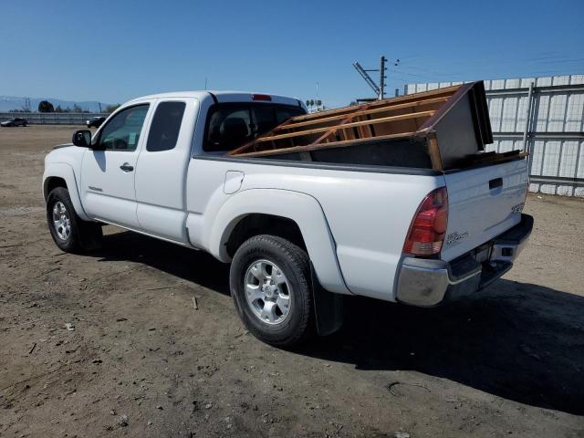 5TETU62N48Z561634 - 2008 TOYOTA TACOMA PRERUNNER ACCESS CAB WHITE photo 2