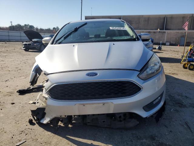 1FADP3H20HL212238 - 2017 FORD FOCUS SEL SILVER photo 5