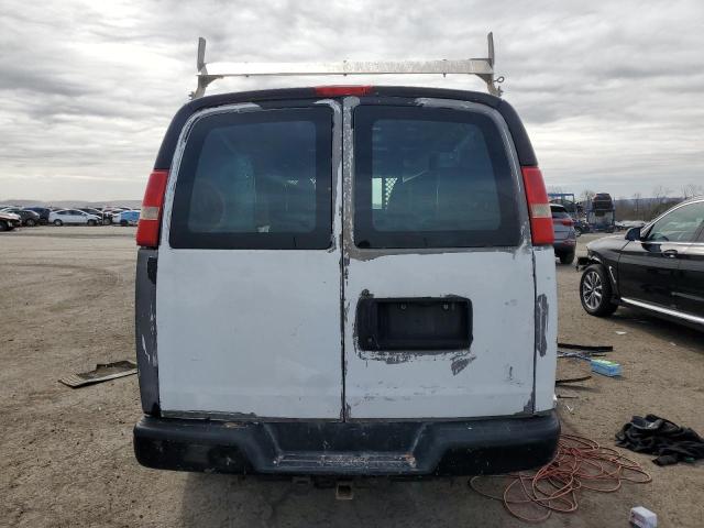 1GCZGFDAXA1164621 - 2010 CHEVROLET EXPRESS G2 WHITE photo 6