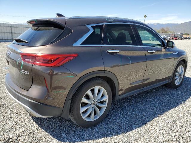 3PCAJ5M38KF113900 - 2019 INFINITI QX50 ESSENTIAL BROWN photo 3