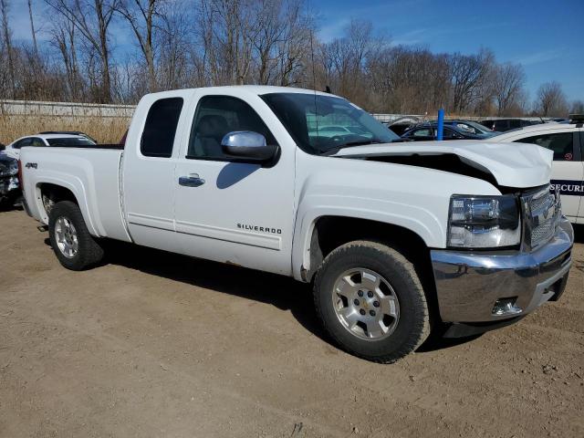 1GCRKSE7XCZ340498 - 2012 CHEVROLET SILVERADO K1500 LT WHITE photo 4