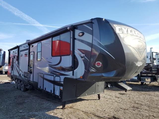 5SFCG4335GE305803 - 2016 HEARTLAND CYCLONE შავი ფოტო 1