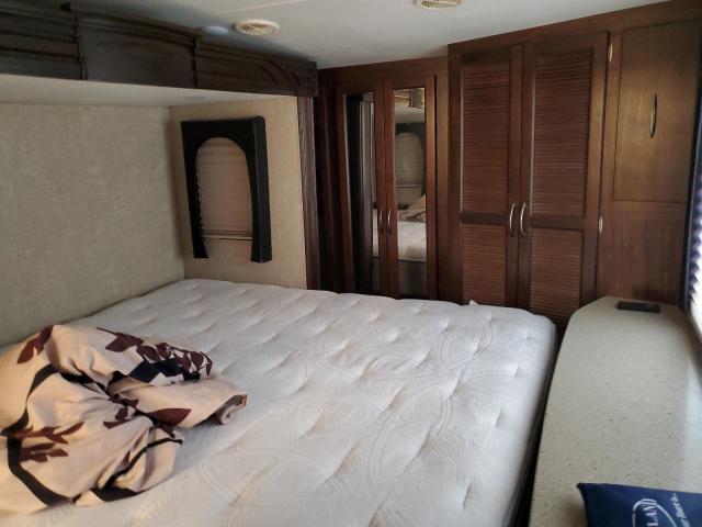 5SFCG4335GE305803 - 2016 HEARTLAND CYCLONE შავი ფოტო 5