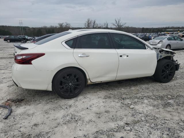 1N4AL3AP1JC288819 - 2018 NISSAN ALTIMA 2.5 WHITE photo 3