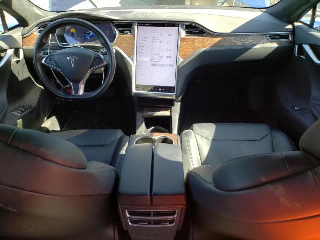 5YJSA1E21HF216684 - 2017 TESLA MODEL S ლურჯი ფოტო 8