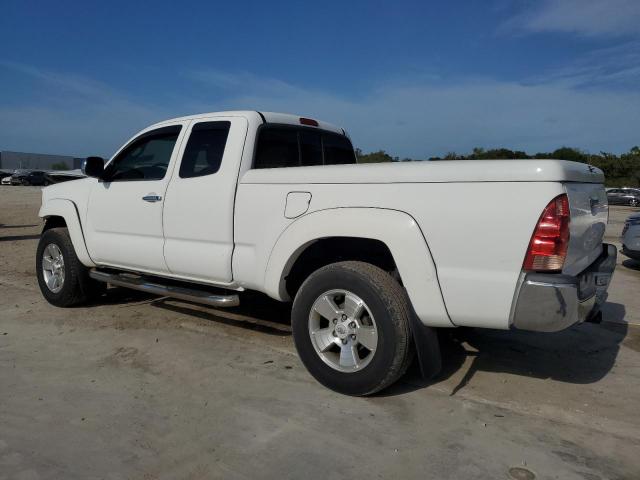 5TETU62N45Z036908 - 2005 TOYOTA TACOMA PRERUNNER ACCESS CAB WHITE photo 2