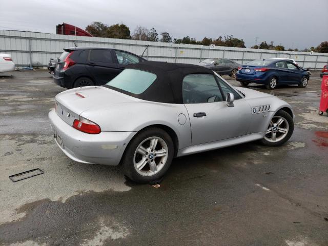 4USCH9340YLG02977 - 2000 BMW Z3 2.3 SILVER photo 3