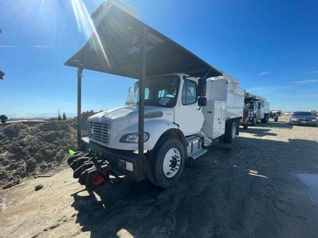 3ALACXFC7JDJN4210 - 2018 FREIGHTLINER M2 106 MEDIUM DUTY WHITE photo 2