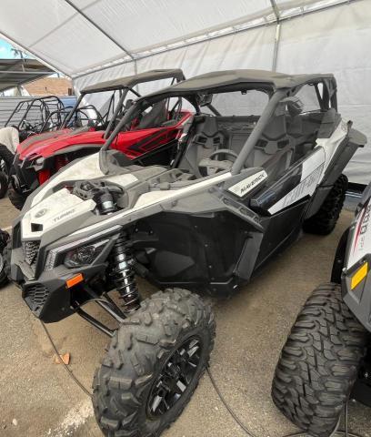 3JBVGAY40KK002389 - 2019 CAN-AM MAVERICK X TURBO WHITE photo 2