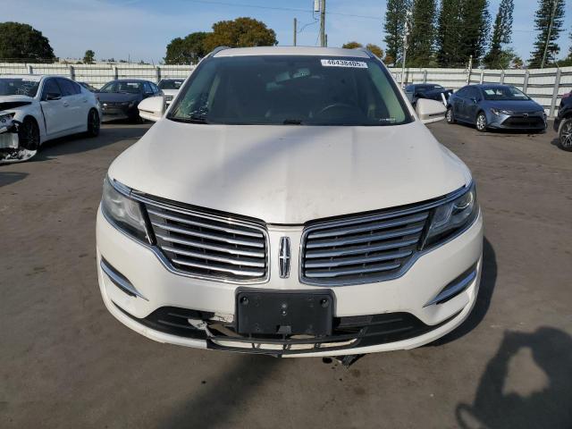 5LMCJ2C99HUL14436 - 2017 LINCOLN MKC SELECT WHITE photo 5