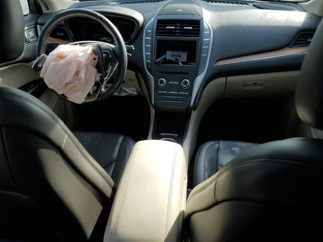 5LMCJ2C99HUL14436 - 2017 LINCOLN MKC SELECT WHITE photo 8