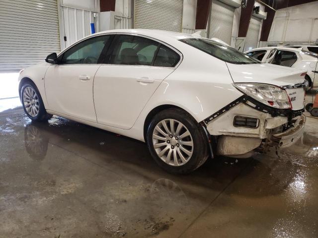 2G4GN5ECXB9214773 - 2011 BUICK REGAL CXL WHITE photo 2