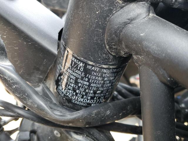 JKAEXEJ19KDA03770 - 2019 KAWASAKI EX650 J შავი ფოტო 9