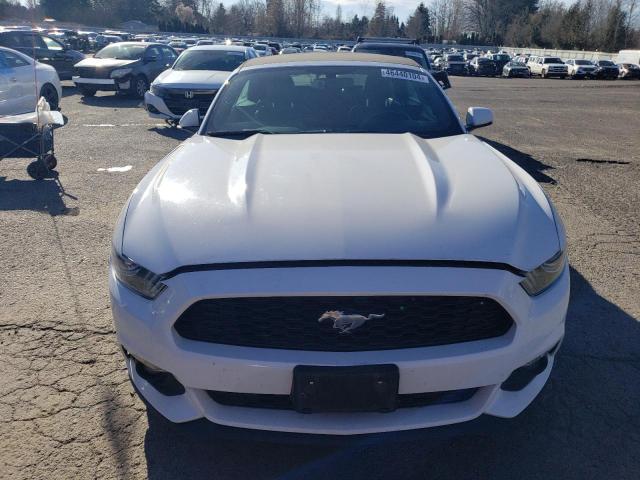 1FATP8UH9G5328981 - 2016 FORD MUSTANG WHITE photo 5