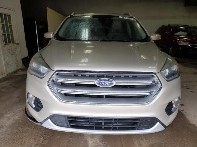 1FMCU0J97HUD39725 - 2017 FORD ESCAPE TITANIUM CREAM photo 5