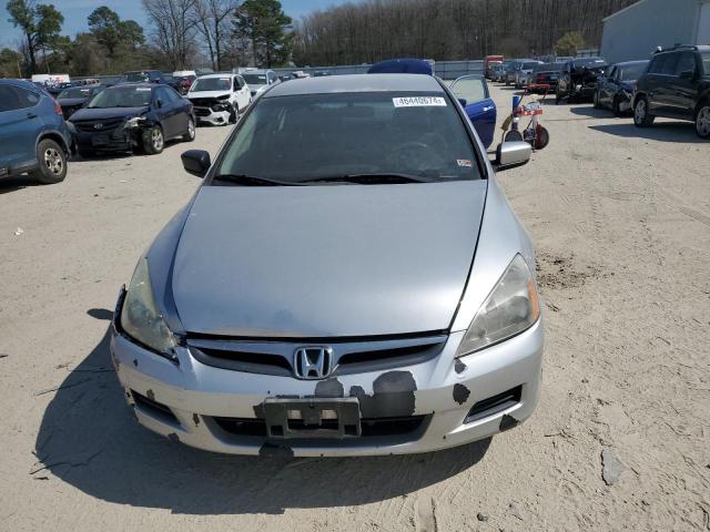 1HGCM56496A170936 - 2006 HONDA ACCORD LX SILVER photo 5