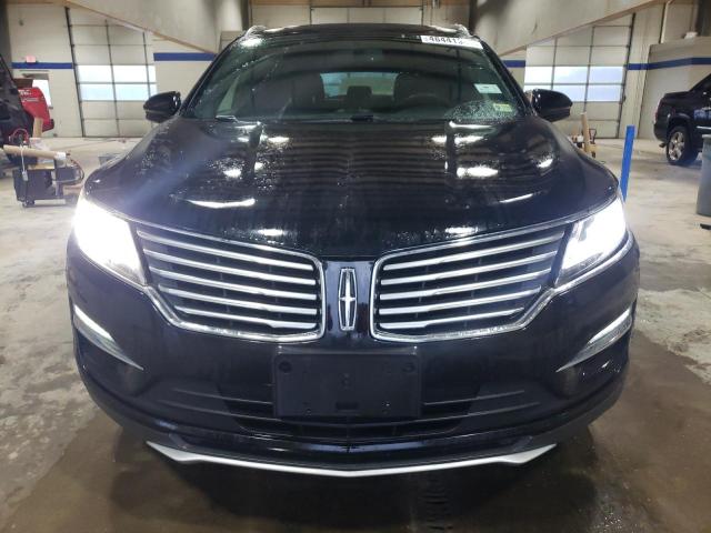 5LMTJ3DH9HUL41096 - 2017 LINCOLN MKC RESERVE შავი ფოტო 5