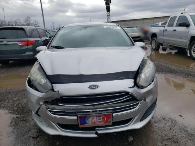 3FADP4EJ9GM157724 - 2016 FORD FIESTA SE SILVER photo 5