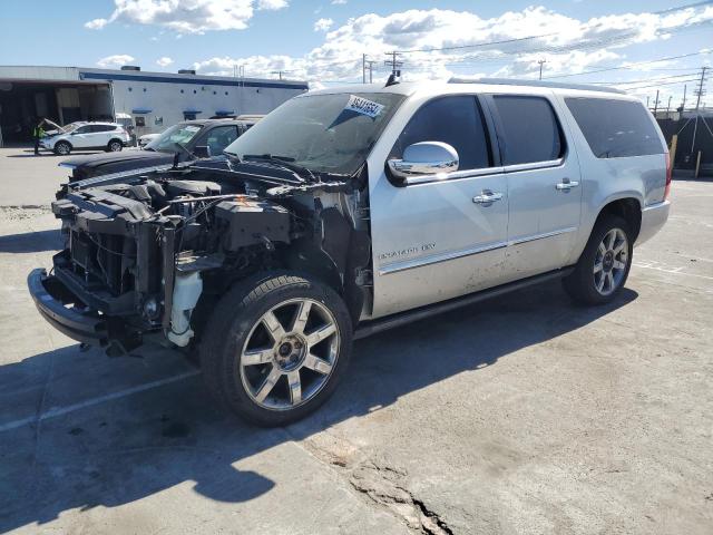 2012 CADILLAC ESCALADE ESV LUXURY, 