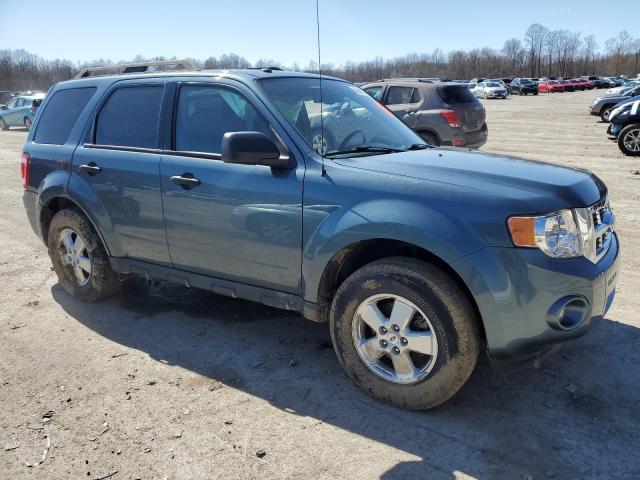 1FMCU9D73AKD38572 - 2010 FORD ESCAPE XLT BLUE photo 4