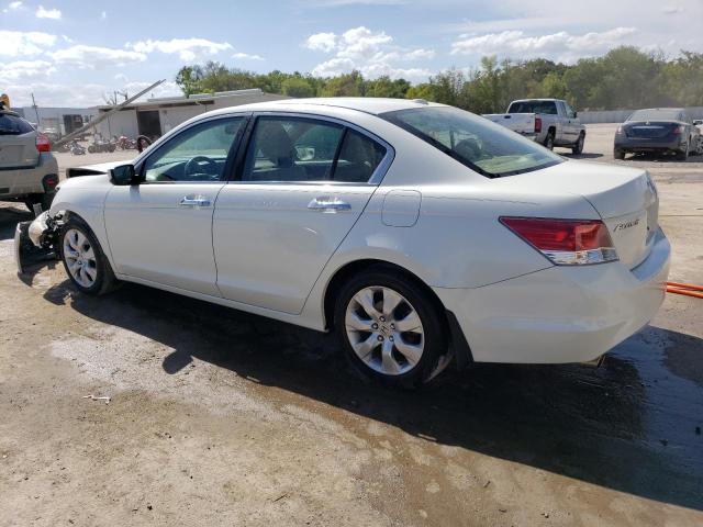 1HGCP3F89AA027332 - 2010 HONDA ACCORD EXL WHITE photo 2