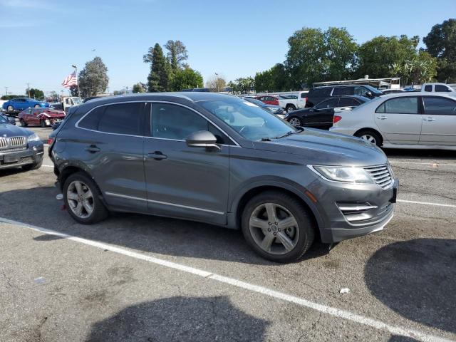 5LMCJ1C9XHUL08896 - 2017 LINCOLN MKC PREMIERE GRAY photo 4