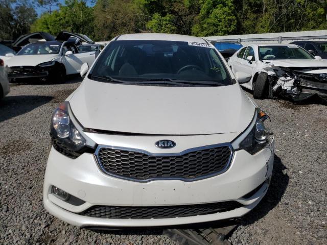 KNAFX5A85G5494728 - 2016 KIA FORTE EX WHITE photo 5