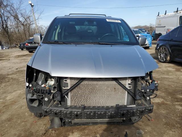 2C4RDGCG3LR153768 - 2020 DODGE GRAND CARA SXT SILVER photo 5