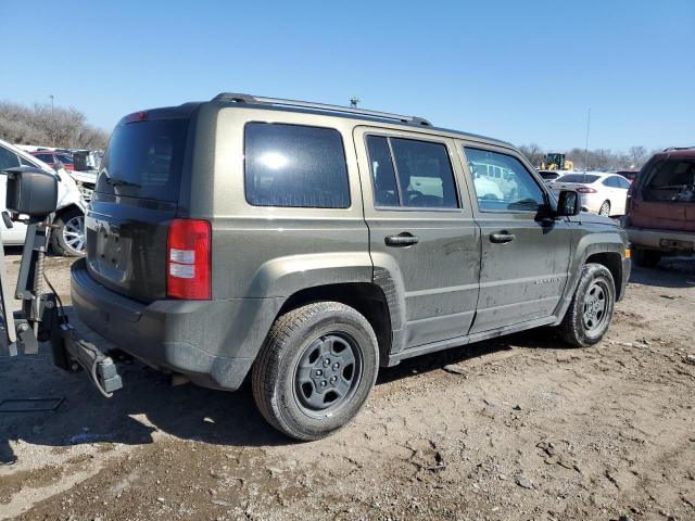 1C4NJPBA2GD589282 - 2016 JEEP PATRIOT SPORT GREEN photo 3
