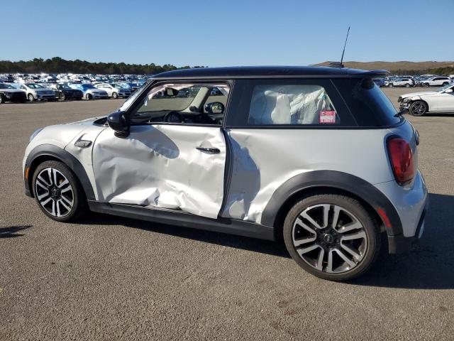 WMW53DH06P2T17429 - 2023 MINI COOPER S SILVER photo 2