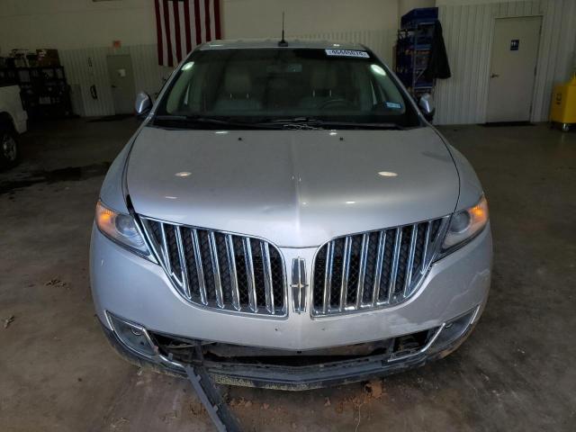 2LMDJ8JK8EBL14420 - 2014 LINCOLN MKX SILVER photo 5