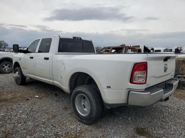 3C63RRGL5NG114027 - 2022 RAM 3500 TRADESMAN WHITE photo 2