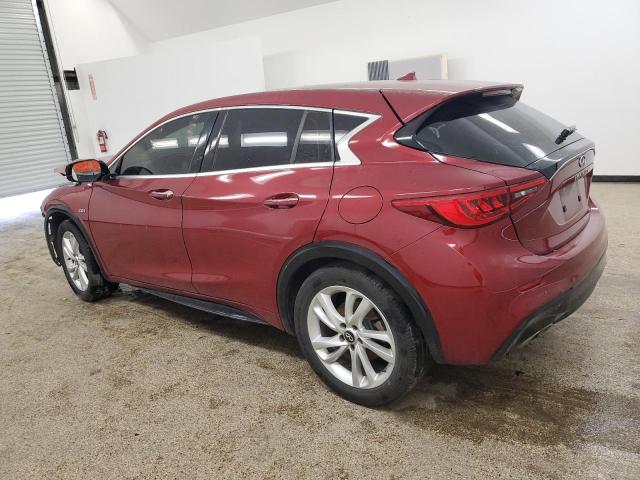 SJKCH5CP6JA060160 - 2018 INFINITI QX30 BASE RED photo 2