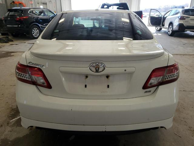 4T1BF3EK7AU549381 - 2010 TOYOTA CAMRY BASE WHITE photo 6