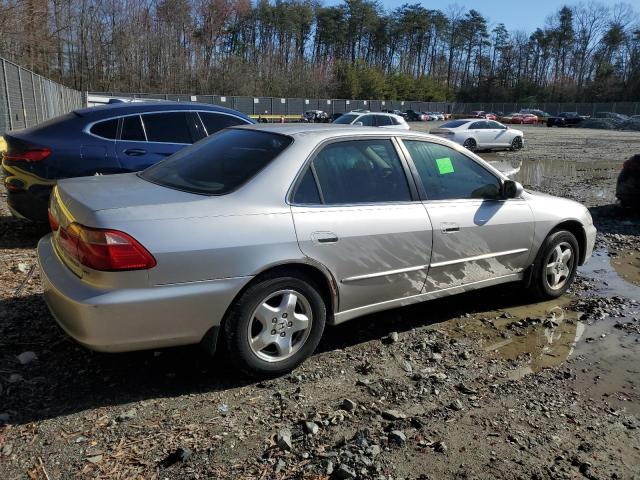 1HGCG1651WA045695 - 1998 HONDA ACCORD EX SILVER photo 3