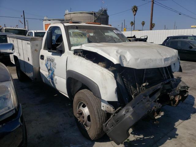 1GBJC34D47E152956 - 2007 CHEVROLET SILVERADO C3500 WHITE photo 1