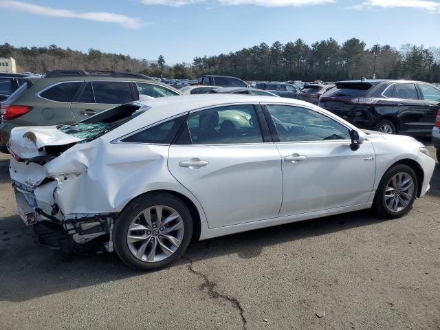 4T1B21FB4KU002374 - 2019 TOYOTA AVALON XLE WHITE photo 3