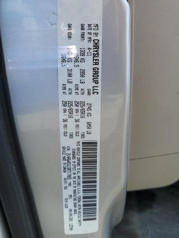 2V4RW4DG1BR717865 - 2011 VOLKSWAGEN ROUTAN S SILVER photo 13