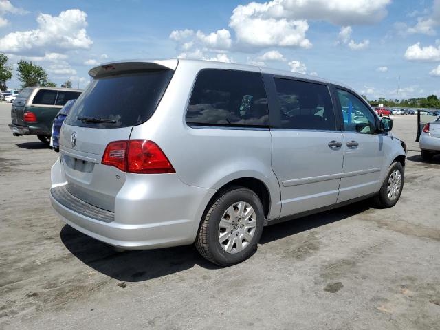 2V4RW4DG1BR717865 - 2011 VOLKSWAGEN ROUTAN S SILVER photo 3