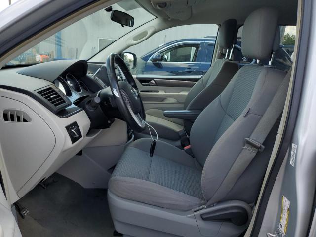 2V4RW4DG1BR717865 - 2011 VOLKSWAGEN ROUTAN S SILVER photo 7