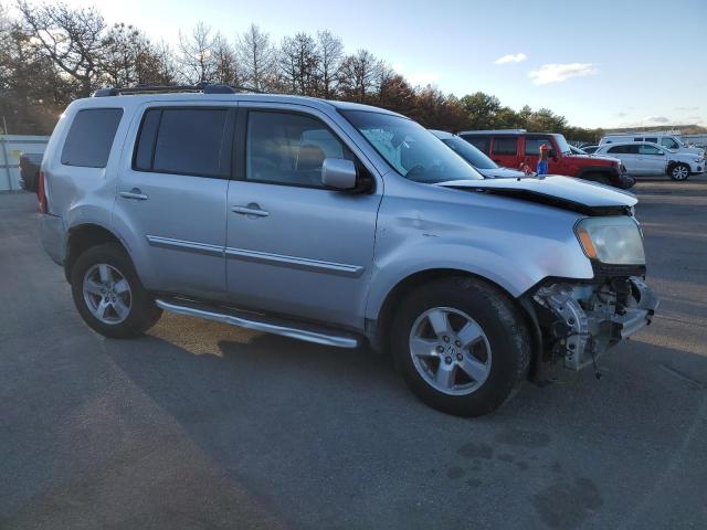 5FNYF4H56AB033886 - 2010 HONDA PILOT EXL SILVER photo 4