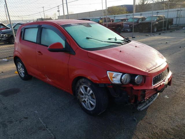 1G1JA6SH0C4113122 - 2012 CHEVROLET SONIC LS 红色 照片 4