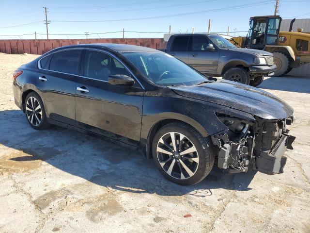 1N4AL3AP0JC111971 - 2018 NISSAN ALTIMA 2.5 BLACK photo 4