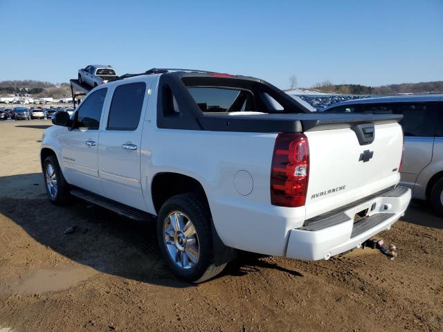 3GNVKGE02AG216308 - 2010 CHEVROLET AVALANCHE LTZ WHITE photo 2