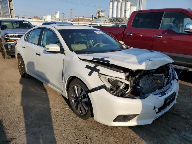 1N4AL3AP4HC154249 - 2017 NISSAN ALTIMA 2.5 WHITE photo 4