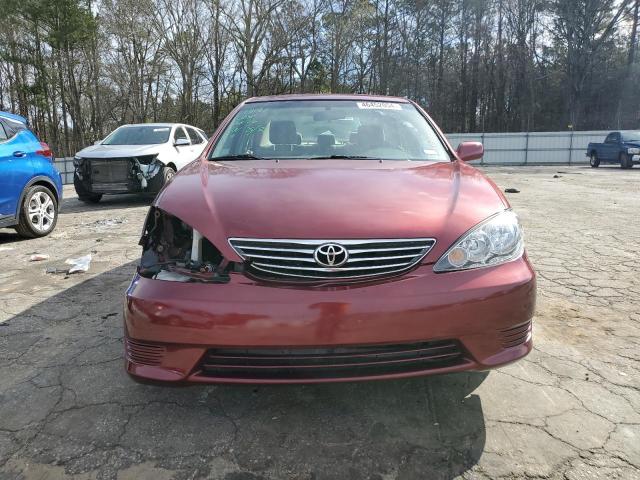 4T1BE32K65U051895 - 2005 TOYOTA CAMRY LE RED photo 5