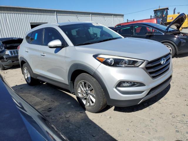 KM8J3CA2XGU182155 - 2016 HYUNDAI TUCSON LIMITED SILVER photo 4